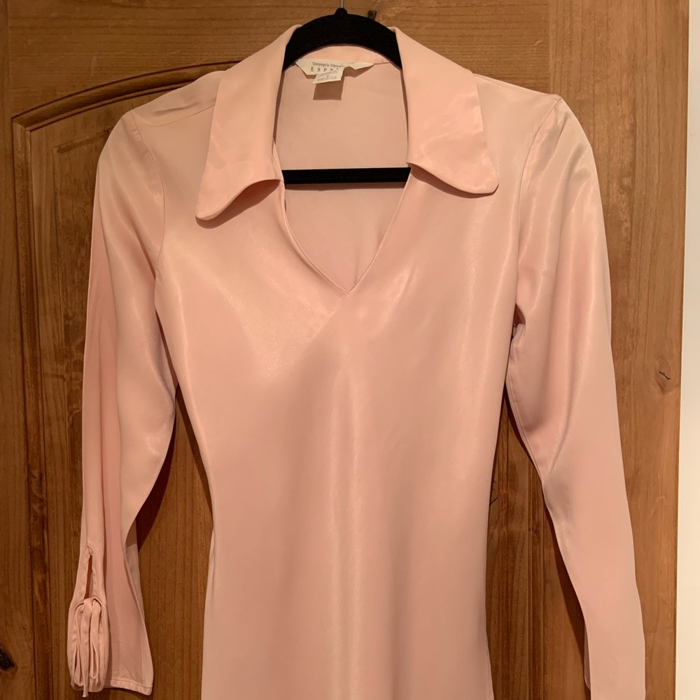 Express blouse with tie sleeves